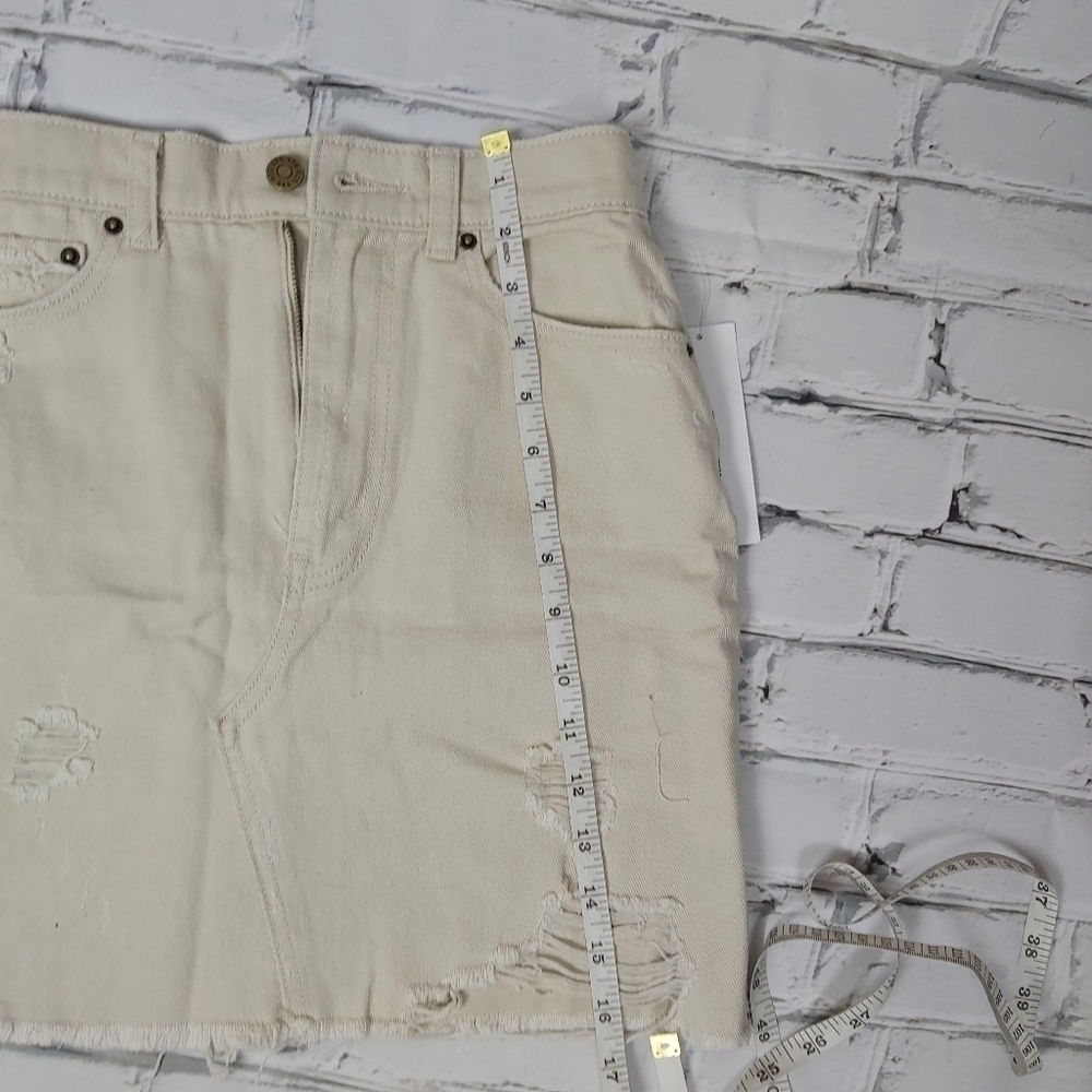 Urban Outfitters BDG ROXI DESTRUCTED DENIM MINI SKIRT - Picture 9 of 9